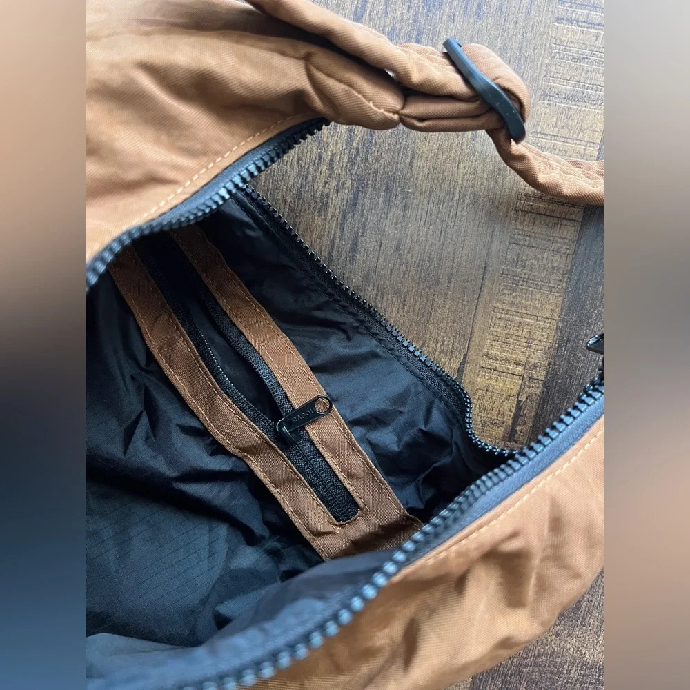 Baggu Nylon Shoulder Bag - Picture 4 of 6